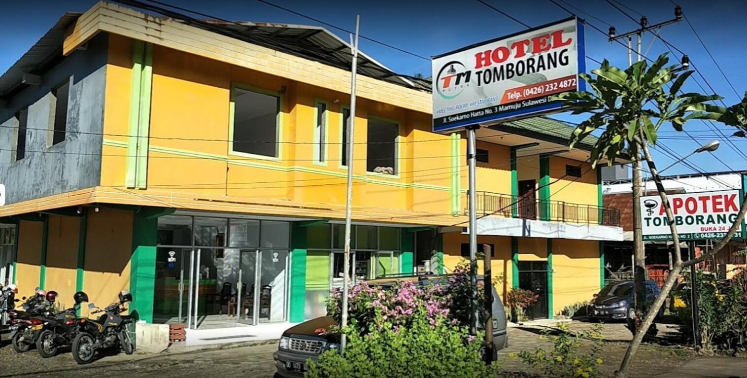Oyo 93411 Syariah Hotel Tomborang Karema Esterno foto
