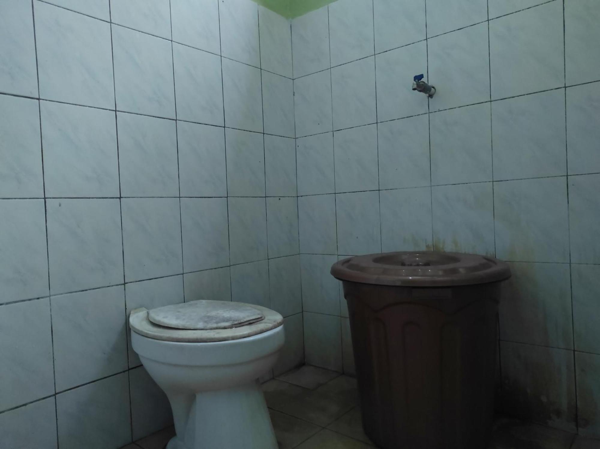 Oyo 93411 Syariah Hotel Tomborang Karema Esterno foto